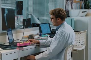 M jak miłość, odcinek 1694: Arek Karnowski (Mikołaj Bartosiewicz)