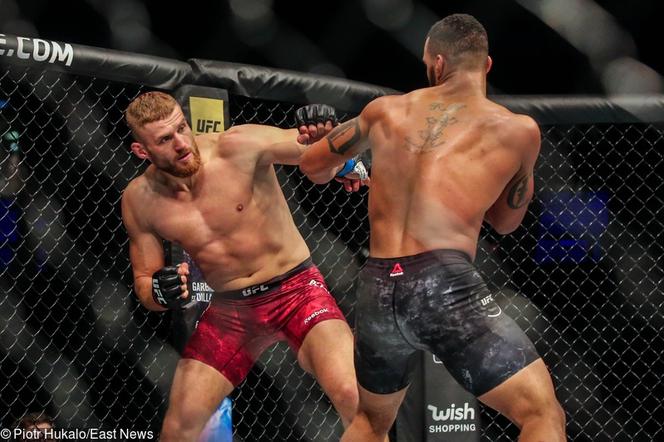 UFC Praga: Santos zdemolował Błachowicza Ale NOKAUT [WIDEO]