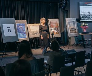 Decyzją Kapituły Nagrodę Główną w Konkursie zdobyła Dorota Filipiak za książkę  „Bug z Tobą. Historie o życiu i śmierci na wsi nadbużańskiego Podlasia”
