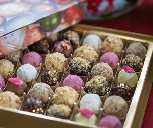 Dzień Teściowej 2025. Wyjątkowe życzenia i śmieszne wierszyki dla teściowej [5.03.2025]