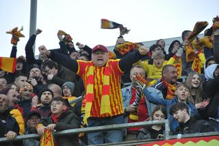 Tak kibicowaliście na meczu Korona Kielce - Radomiak Radom. Żółto-czerwona Suzuki Arena!