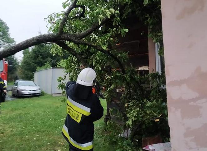 Strażacy usuwają skutki nawalnic nad Podkarpackiem