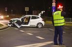 Zderzenie autobusu z osobowym renaultem