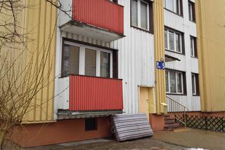 PIELĘGNIARKA WYŁUDZIŁA MIESZKANIE OD PACJĘTA