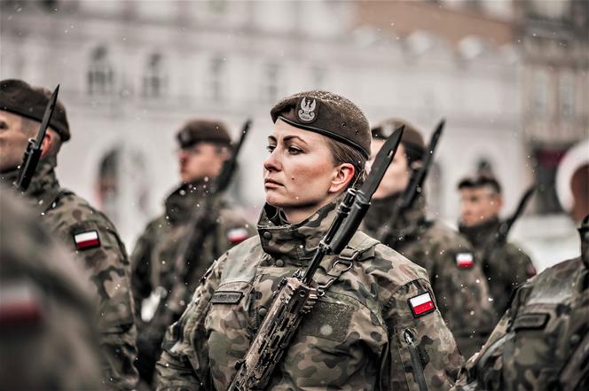 Terytorialsi złożyli przysięgę w Jarosławiu. 42 ochotników wypowiedziało słowa roty [Zdjęcia]