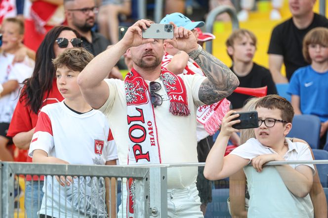 Kibice na meczu gwiazd Polska - Brazylia na Stadionie Śląskim