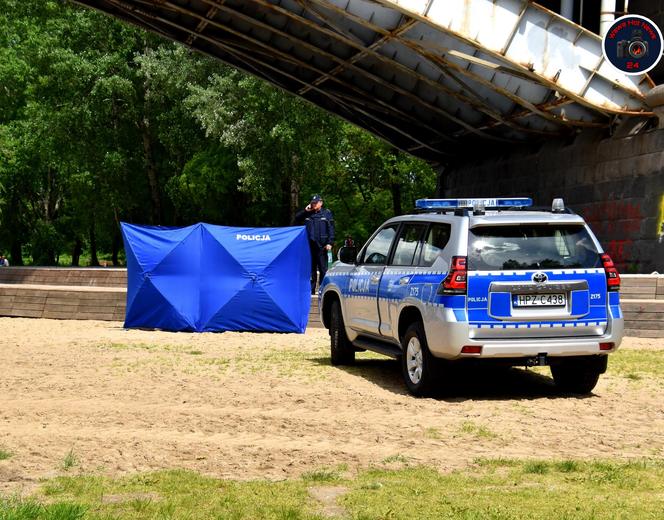 Mężczyzna spadł z Mostu Poniatowskiego