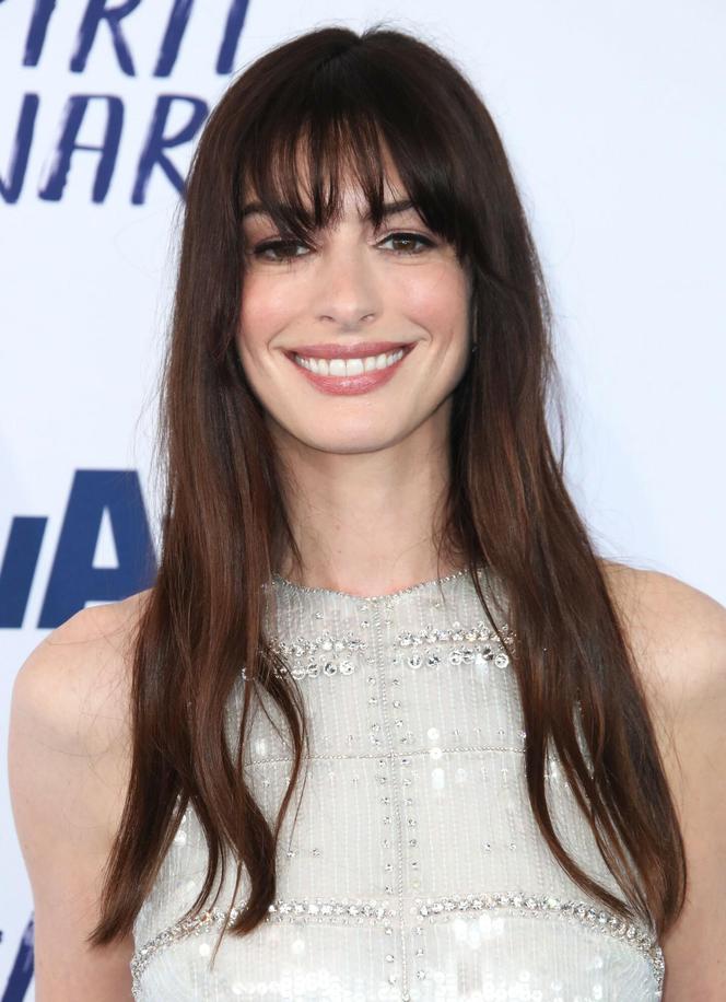 Anne Hathaway na gali Nagród Independent Spirit