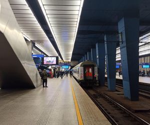Tydzień bez pociągów na Warszawie Centralnej. Wprowadzono tymczasowe zmiany w trasach