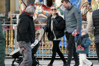  Kasia Tusk z rodzina na łyżwach