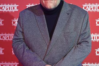 . Schudł i zapuścił wąsy