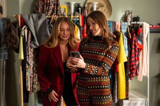 Barwy szczęścia odc. 3119. Oliwka (Wiktoria Gąsiewska), Madzia (Natalia Sierzputkowska)