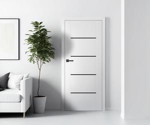Uniwersalne i eleganckie białe drzwi do salonu