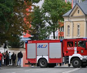 Dynamiczna sytuacja powodziowa. Rzeka Nysa Kłodzka zalała Kłodzko, 15 bm