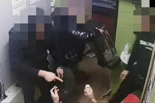 Z siekierami napadali na lokale z automatami do gier. Policjanci powalili ich na śnieg