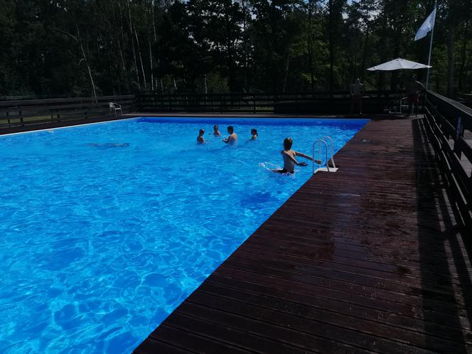Dziś ruszyły baseny letnie w Starachowicach.
