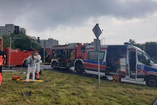Przerażający wypadek w Bielsku-Białej. Ciężarówka przygniotła samochód osobowy. Trwa akcja ratunkowa