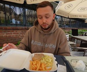 Książulo z wizytą w Częstochowie. Odwiedził bar przy Jasnej Górze