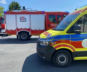 Zablokowana DK 12 w Kąkolewie koło Leszna. Po kolizji z udziałem dwóch samochodów