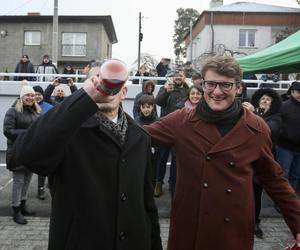 Oblali nowy tunel szampanem! Wyśmienite humory urzędników w Sulejówku 