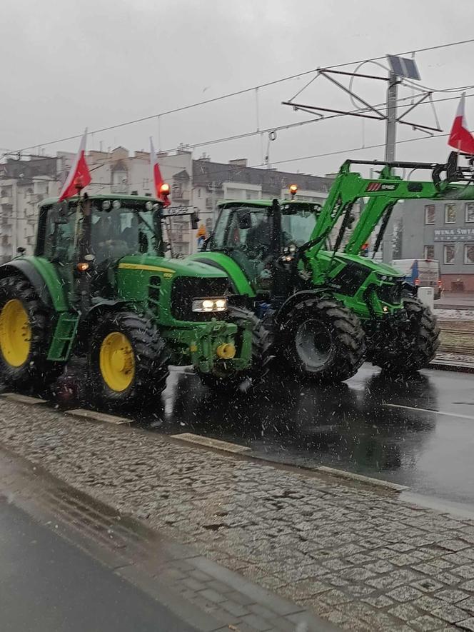 Rolnicy protestują. Utrudnienia na drogach w całej Polsce