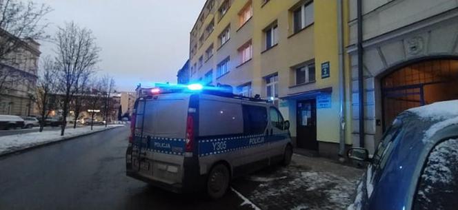 Makabryczne odkrycie w Siedlcach. Trzy ciała znalezione w mieszkaniu