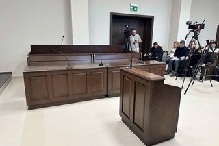 Adwokat zszokował słowami o trumnach na kółkach. Trwa proces