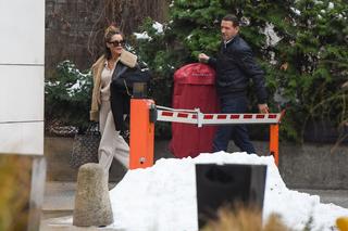 Małgorzata Rozenek przebiera się u fryzjera