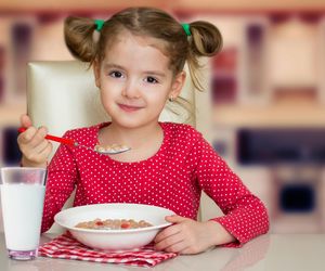 Pomysły na zdrowe śniadanie dla dzieci – 7 przepisów na 7 dni tygodnia   