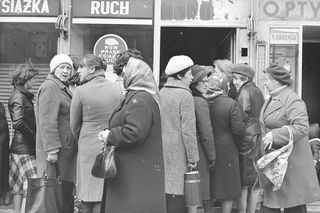 Kolejki w PRL-u
