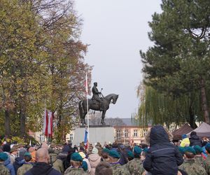  Uroczystości pod pomnikiem Józefa Piłsudskiego w Rzeszowie 