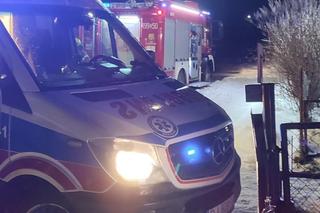 Samochód spadł z lewarka i przygniótł mężczyznę