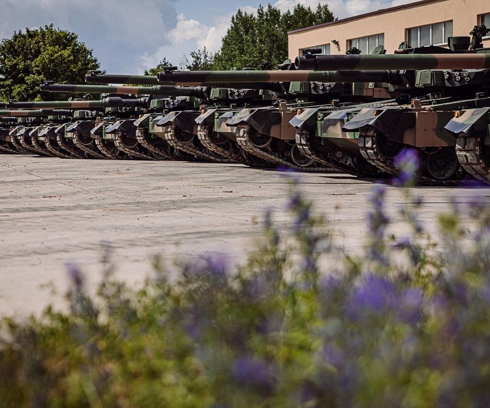Czarne kotki oznaczone. Nowe czołgi K2 w 15 Giżyckiej Brygadzie Zmechanizowanej