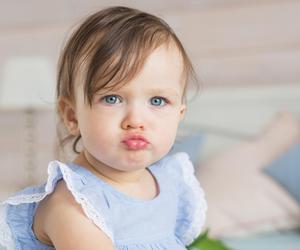 „Chce byśmy ogolili dziecko na łyso”. Jej teściowa jest przekonana, że wszyscy tak robią