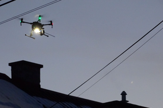 Drony pod Krakowem kontrolują, czym mieszkańcy palą w piecach! Są pierwsze efekty akcji