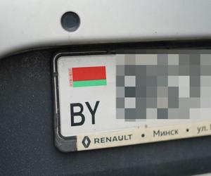 Oto, co znaleźliśmy w białoruskim samochodzie po akcji ABW w Warszawie. Szok, co leżało na siedzeniu