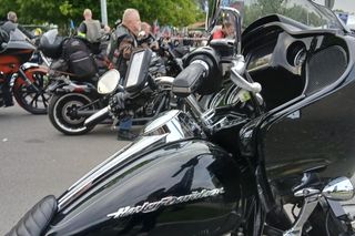 Lśniące maszyny i ryk silników. Do Bydgoszczy przyjechało kilka tysięcy harleyowców