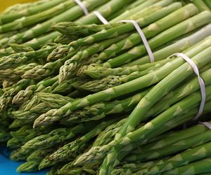 Zielone złoto wiosennego stołu. Poprawią pracę jelit i metabolizm