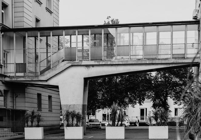 Szlak Konińskiego Modernizmu - zobacz zdjęcia architektury i sztuki Nowego Konina