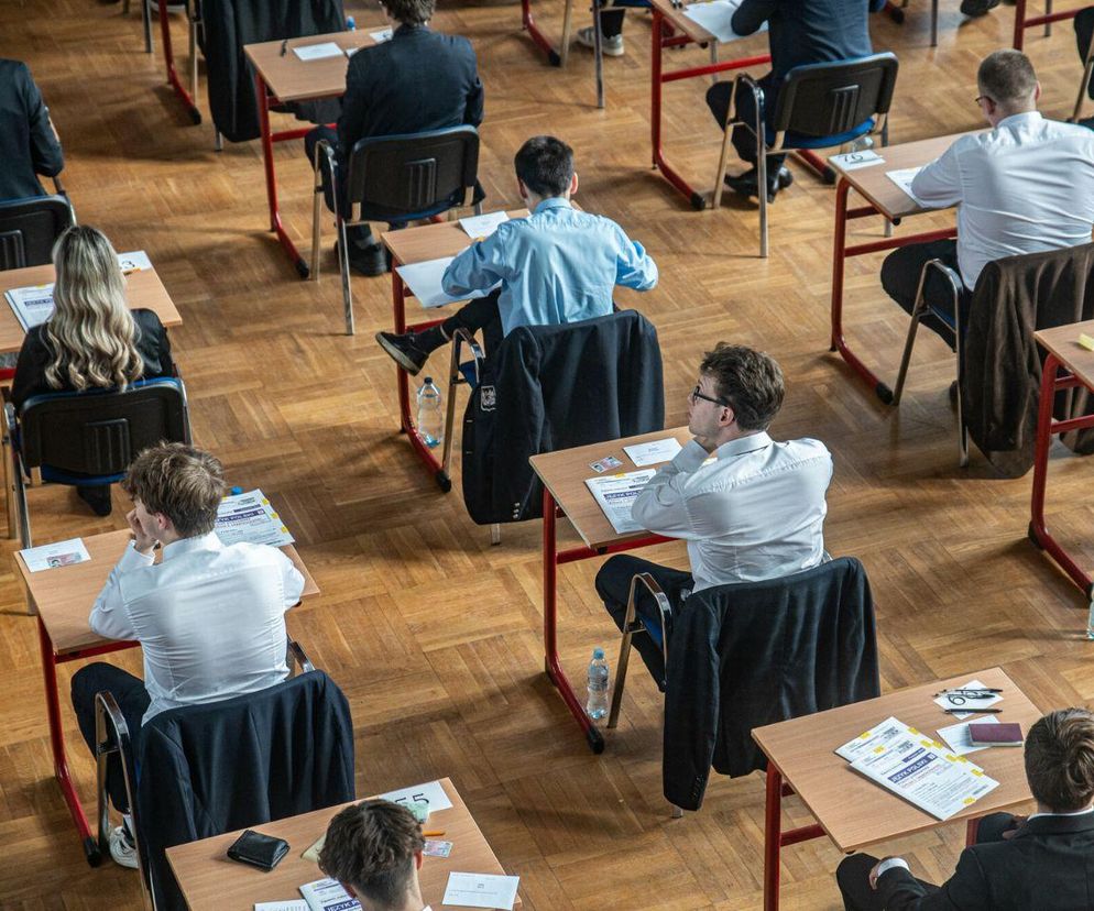 Matura 2025 język polski rozszerzony - tematy wypracowania. Co znalazło się w arkuszu?
