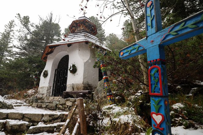 Wyjątkowy cmentarz w Tatrach Wysokich. „Umarłym na pamiątkę, żyjącym ku przestrodze”