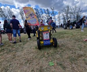 XXIII Międzynarodowy Festiwal Starych Ciągników i Maszyn Rolniczych im. Jerzego Samelczaka. Zdjęcia z parady i terenu festiwalu