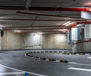 Nowy parking na Placu Powstańców Warszawy