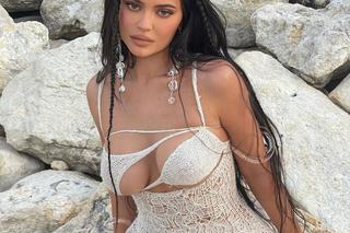Żałuje że powiekszyła piersi! Szokujące wyznanie Kylie Jenner