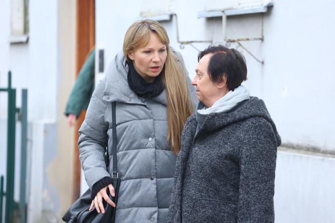 Na Wspólnej odc. 3461. Żaneta (Anna Guzik), Helena Kopeć (Małgorzata Peczyńska)