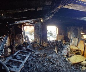 Remiza OSP Hel zniszczona w pożarze. Ruszyła zbiórka