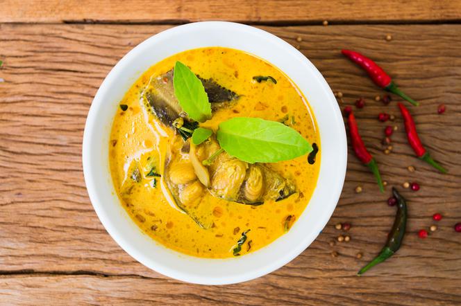 Ryba z curry: dobry przepis na rybę w orientalnym stylu