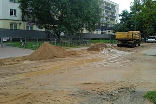 Kiedy zostaną wznowione roboty drogowe na ulicy Błonie w Siedlcach?