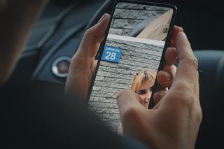 M jak miłość odc. 1833. Martyna (Magdalena Turczeniewicz), Kama (Michalina Sosna)