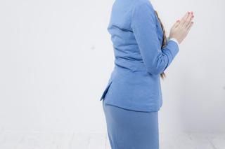 Jak się ubrać do kościoła? Ekspert odpowiada